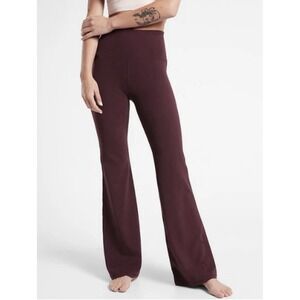 NWT Athleta Elation Ultra High Rise Flare Pant Spiced Cabernet Size XS 981680